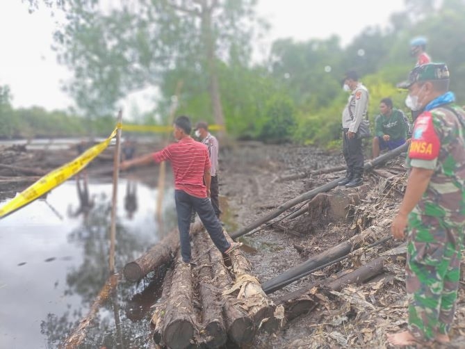 Sejumlah petugas gabungan saat mendatangi lokasi kejadiaan. (IST)