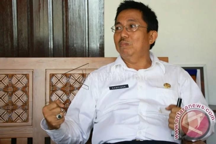 Kepala Bapeddalitbang Kalimantan Tengah Dr. H. Kaspinor, SE., M.Si  
------------------------