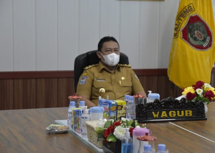 Wakil Gubernur Kalteng H. Edy Pratowo menghadiri peluncuran Buku secara Virtual dari Ruang Rapat Wakil Gubernur Kalteng. (Photo/ist)