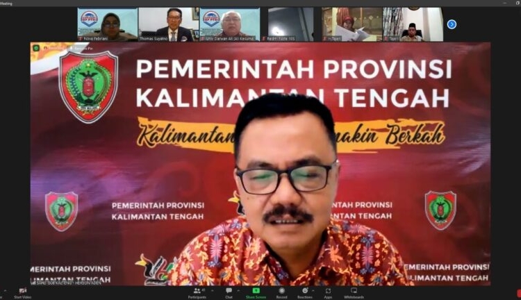 Staf Ahli Gubernur Kalimantan Tengah Bidang Pemerintahan, Hukum dan Politik, Herson B. Aden saat memberikan sambutan. (Photo/ist)