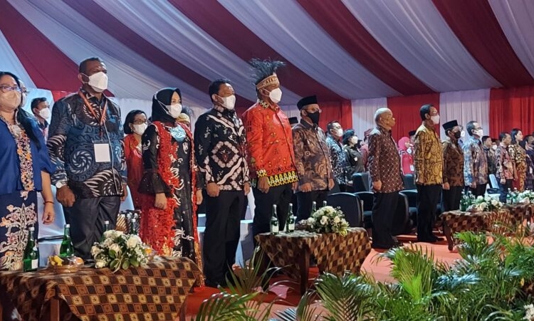 Wakil Gubenur Kalteng Edy Pratowo beserta Istri Nunu Edy Pratowo menghadiri Pembukaan Pesta Paduan Suara Gerejawi (Pesparawi) Nasional XIII. (Photo/ist)