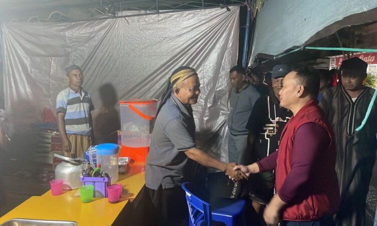 Hingga malam hari, Gubernur Sugianto Sabran Cek Kebutuhan dan Kondisi Kesehatan Warga Terpenuhi dan Terlayani. (Photo/ist)