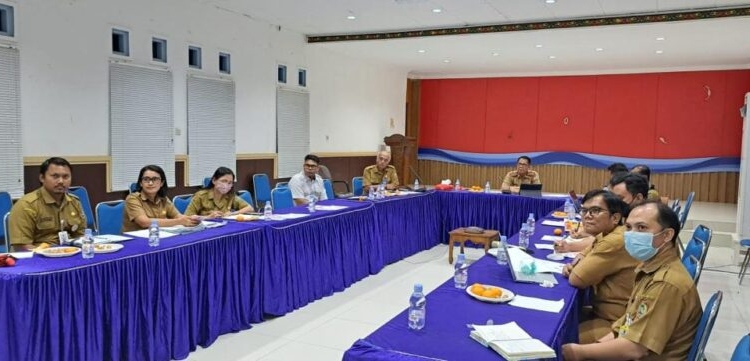 Kepala Dislutkan Darliansjah saat mengikuti Rapat Persiapan Harkannas ke-9 Tahun 2022 via zoom meeting. (Photo/ist)