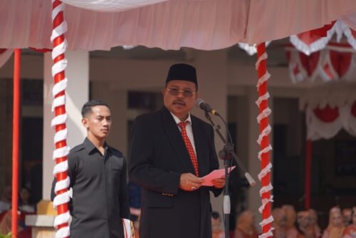 Sekretaris Daerah Prov. Kalteng Nuryakin saat menyampaikan sambutanpada peringatan puncak Hari Bakti PU ke-77. (Photo/ist)