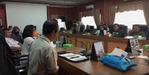 Suasana pertemuan Kunjungan Kerja DPRD Kotabaru dengan DPRD Kota Palangka Raya. (Photo/Razikin)