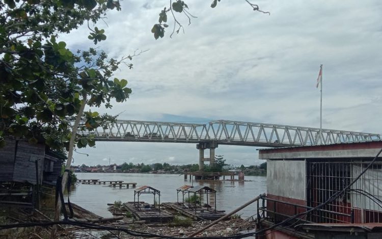 Jembatan Sei Katingan di Kasongan. (ist)