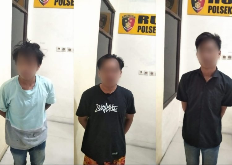 Tiga pemuda harus berurusan dengan polisi setelah mengeroyok petugas keamanan (satpam) di komplek pemukiman Jalan Marina Permai II, Kota Palangka Raya, Sabtu (11/3)