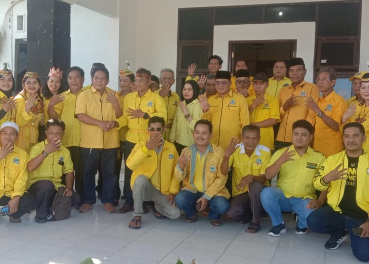 Bacaleg Golkar saat mendaftar ke KPU Katingan. (Ist)