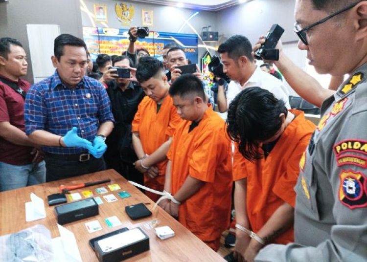 Konfrensi pers di Kantor Ditreskrimum Mapolda setempat, Selasa (20/6/23) siang. (rizal)