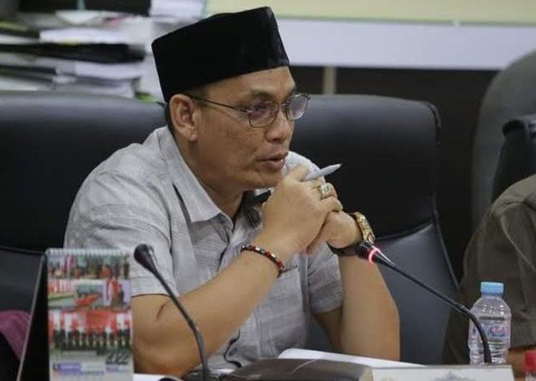 Anggota DPRD Seruyan, hadinur