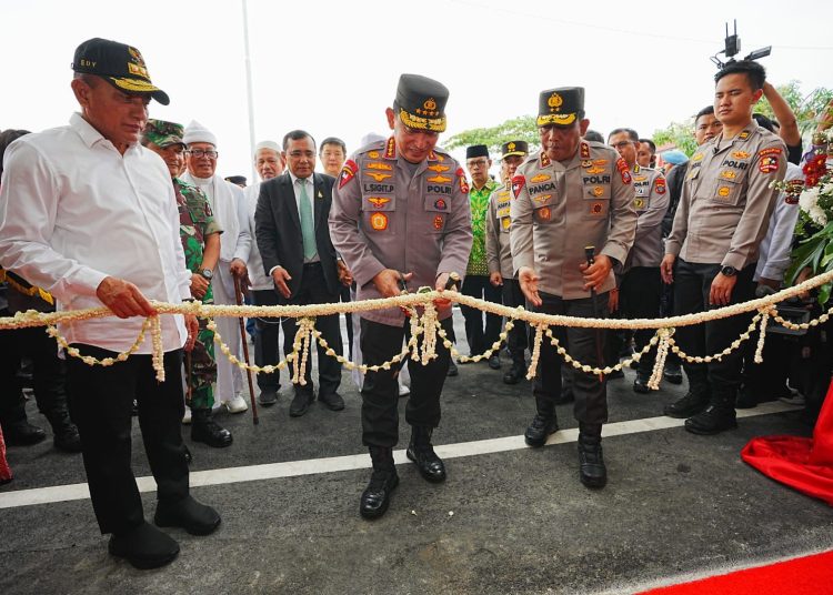 Kapolri Jenderal Listyo Sigit Prabowo meresmikan Rumah Sakit (RS) Bhayangkara Tingkat II Mas Kadiran, yang baru di renovasi. (Photo/ist)