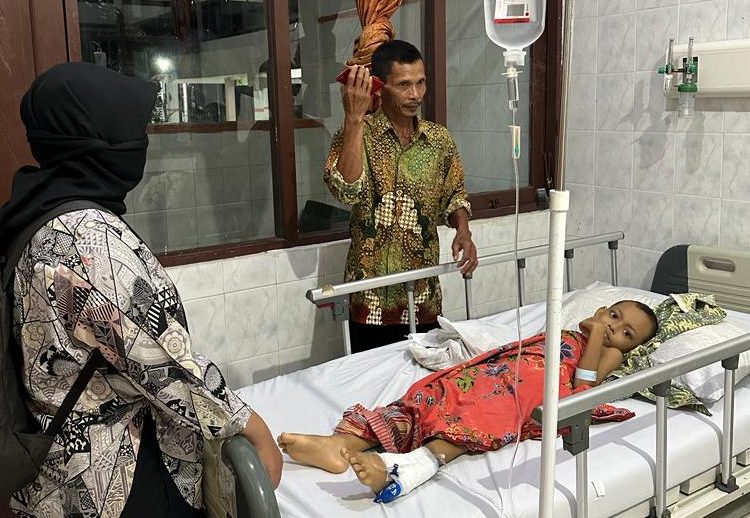 Anak penderita tumor mendapat perhatian dari Wali Kota Palangka Raya