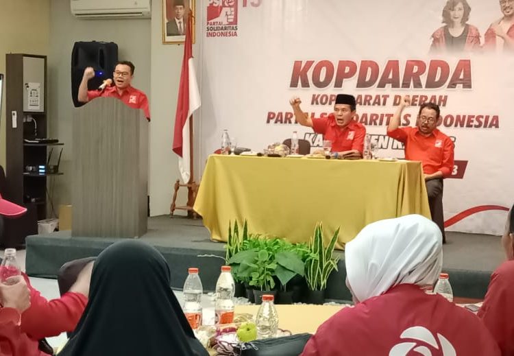 DPD PSI Kapuas saat menggelar Kopdarda dengan Para Caleg. (foto: Istimewa)