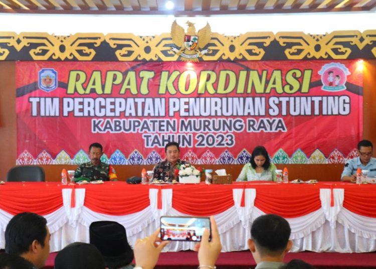 Rapat Koordinasi (Rakor) Tim Percepatan Penurunan Stunting (TPPS) yang berlangsung di aula Cahai Ondhui Tingang (Gedung B) Kantor Bupati Mura, pada Jumat (20/10/2023). (foto:istimewa)