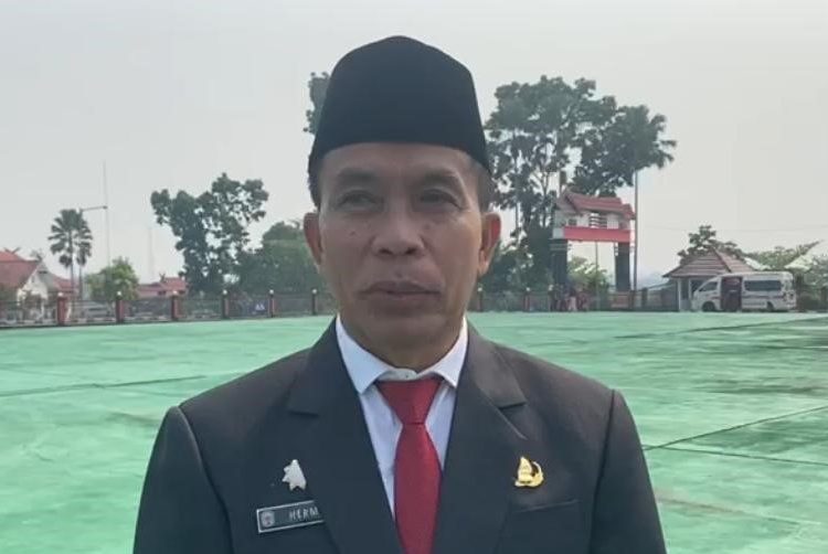 Pj Bupati Mura Hermon