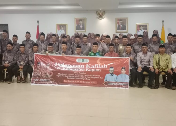 Acara pelepasan tersebut di langsungkan di aula Rumah Jabatan Bupati Kapuas yang setelahnya langsung di berangkatkan menuju Pangkalan Bun- Kotawaringin Barat, Rabu 15/11/2023. (ist)