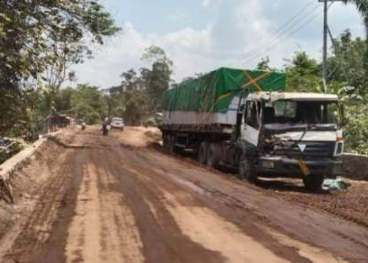 Ruas jalan Kasongan - Kereng Pangi. (foto: istimewa)