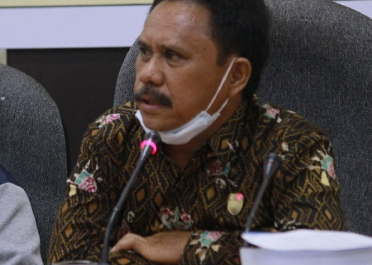 Anggota DPRD Kabupaten Seruyan, Benyamin Pasambe