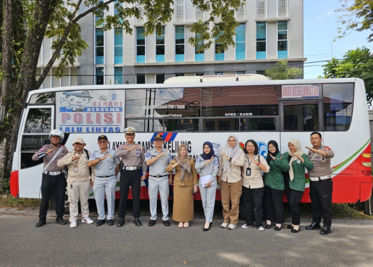 Foto bersama Tim Pembina Samsat Palangka Raya usai menggelar Operasi Gabungan. (Ist)