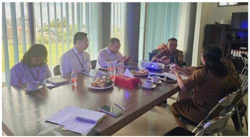 Suasana Rapat Pembahasan Penilaian Pelayanan Publik oleh Ombudsman di DPMPTSP Prov. Kalteng.(Photo/dpmptsp)