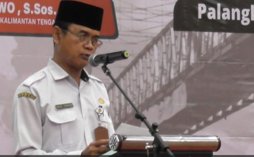 Plt. Kepala Disperkimtan Prov. Kalteng Andi Arsyad saat menyampaikan sambutan.(Photo/ivan)