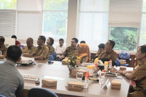 Peserta Rakor Pengendalian Inflasi Daerah secara virtual.(Photo/rizal)