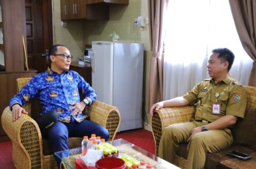 Ketua Umum DPN Korpri Zudan Arif Fakhrullah bersama Kepala Dinas Perhubungan Provinsi Kalimantan Tengah Yulindra Dedy.(Photo/ist)