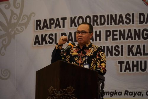 Kabid Kewaspadaan Nasional dan Penanganan Konflik Edy Yusuf saat menyampaikan sambutan Gubernur Kalteng.(Photo/iksan)