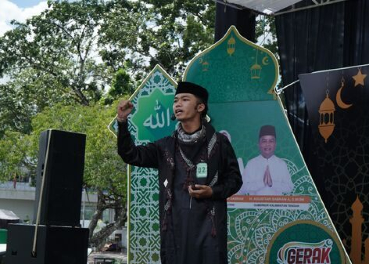 Salah satu peserta saat mengikuti lomba dakwah dalam rangka memeriahkan Kalteng Ramadhan Festival 2025.(Photo/timkreatif)